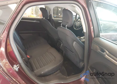 2013 Ford Fusion Se z USA, uszkodzony, nr VIN 3FA6P0H72DR102399